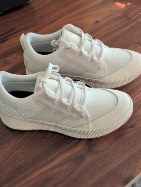 Sorel Out n About III Low Sneaker Waterproof